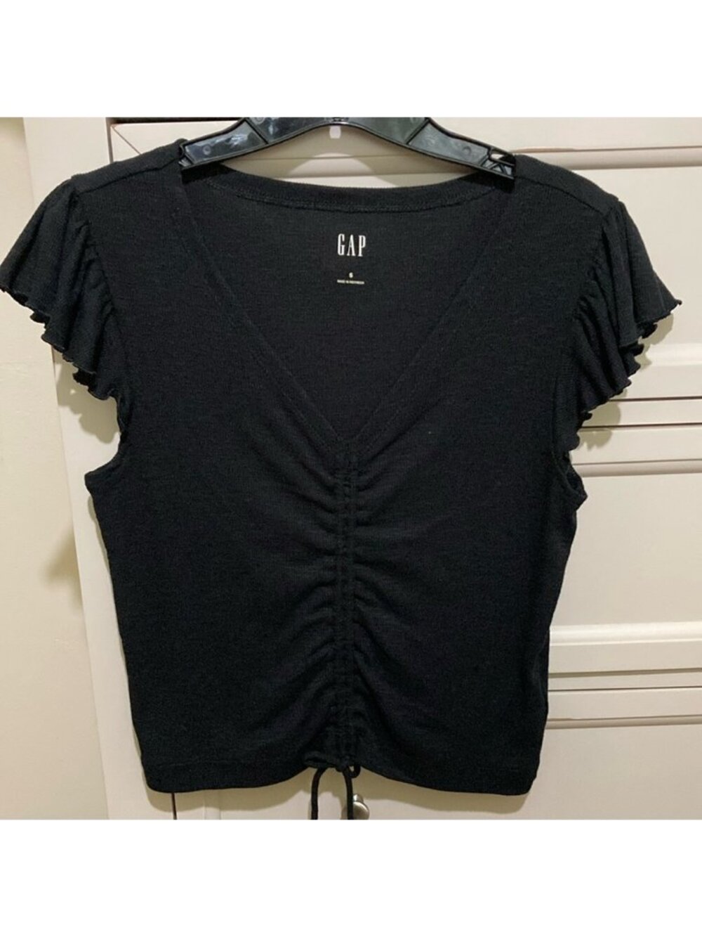 Black Flutter Sleeve Ruched Cropped Top